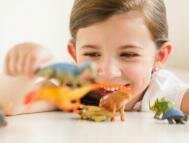 Любопытные игрушки для детей: Давайте высиживать динозавриков?