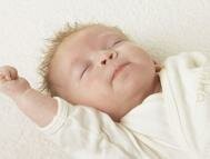 Ребенок первого года жизни: Голова с ямочкой: о значении родничка